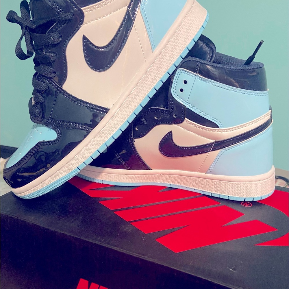 Unisex Air Jordan Retro Nikes